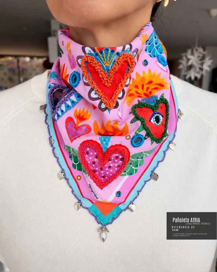 Catálogo de pañoletas | Guapo Love, página 10 de 35